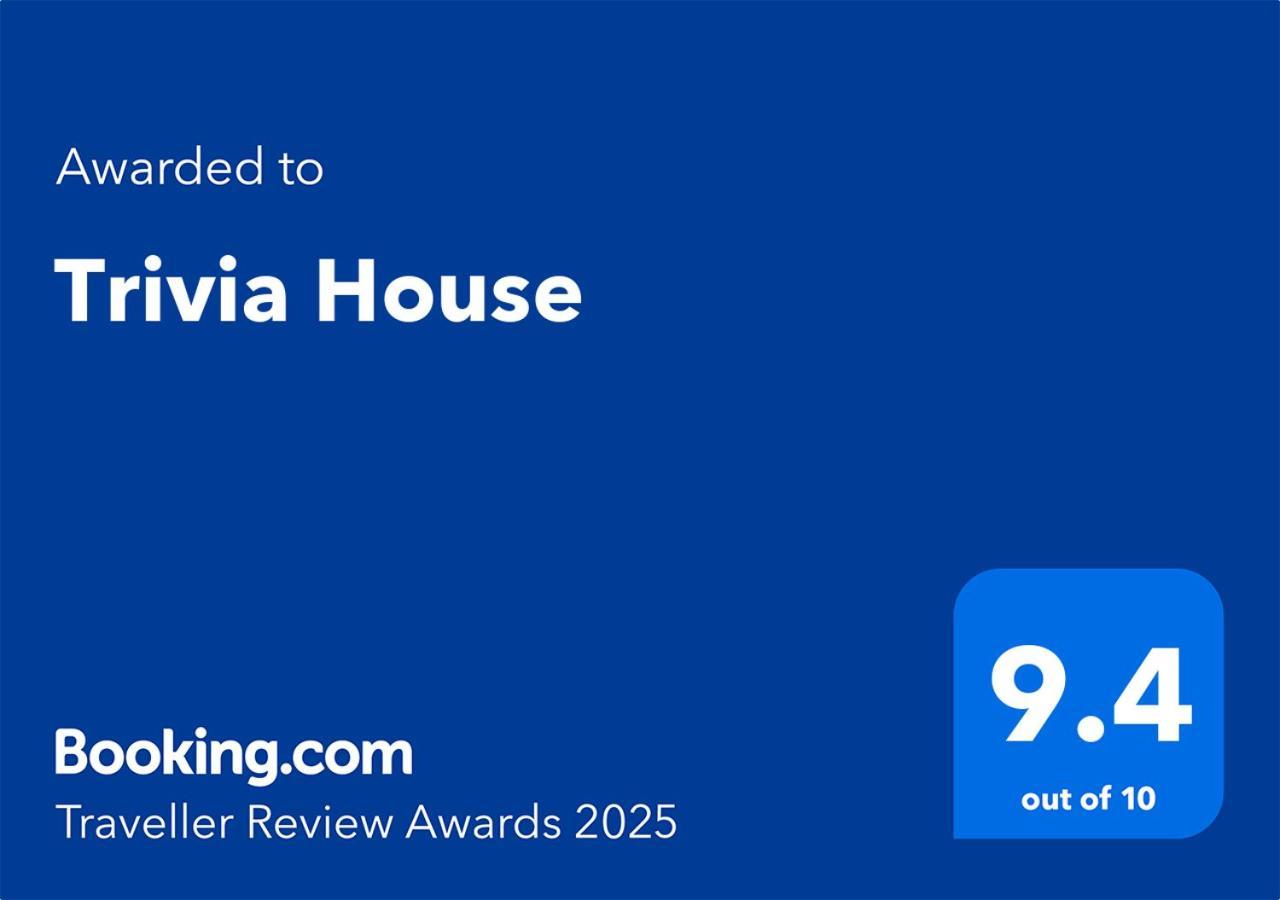 Trivia GuestHouse Swanlinbar Exterior foto